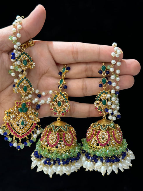 Noratan jhumke tika